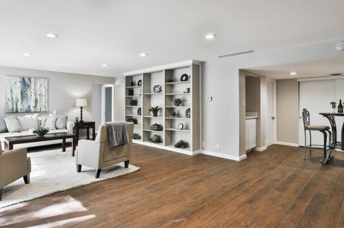 1245 Paloma Dr, Saint Louis MO  63131-1038 exterior