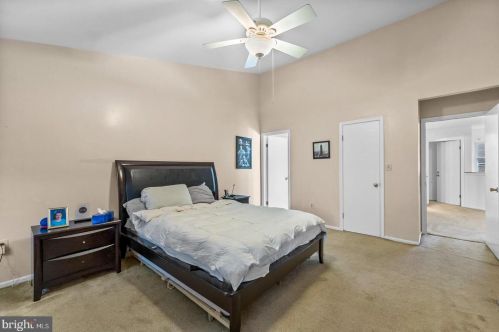 11 Revere Ct, Trenton NJ 08628-3610 exterior