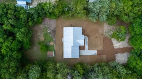 409 19th St, Defuniak Springs FL  32435-2147 exterior