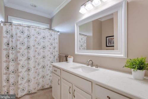 101 Indian Springs Dr, Media PA 19063-5622 exterior