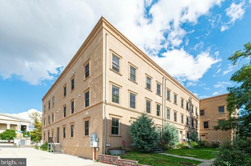 2012 Girard Ave, Philadelphia PA 19130-1421 exterior