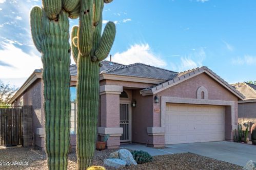 4651 Chisum Trl, Phoenix AZ  85050-8541 exterior