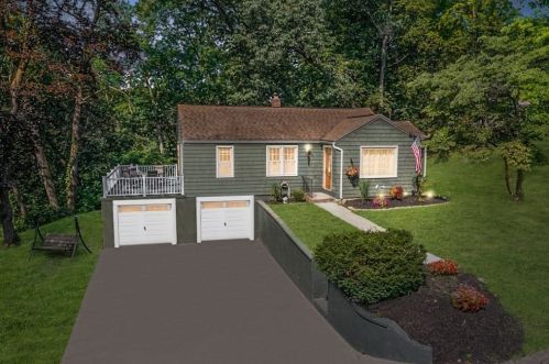 391 Massachusetts Ave, West Springfield, MA 01089-2412