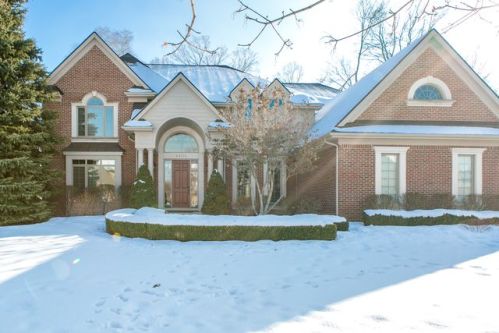 44114 Cypress Point Dr, Northville, MI 48168-9657