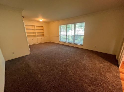 1700 Barton Hills Dr, Austin TX  78704-2743 exterior