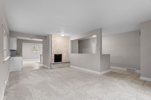 50 Ridgeland Dr, Pittsburgh, PA 15238-1233