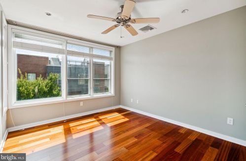 1433 Bainbridge St, Philadelphia PA 19146-2121 exterior