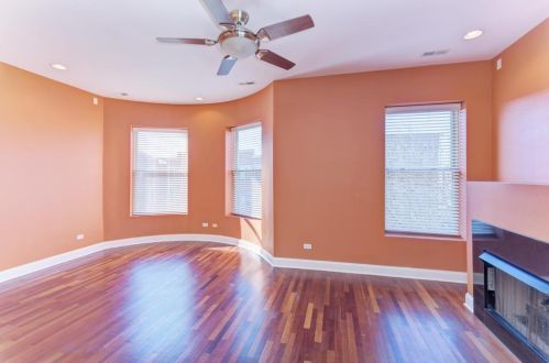 4315 Forrestville Ave, Chicago, IL 60653-3407