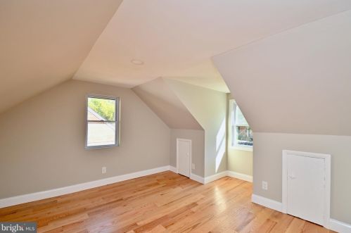 148 Moncure Dr, Alexandria VA 22314-4946 exterior