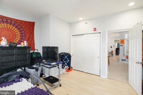 5102 Larchwood Ave, Philadelphia PA 19143-1514 exterior