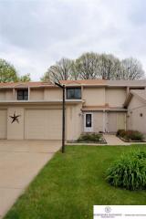 8607 Meadows Pkwy, Omaha, NE 68138-3433