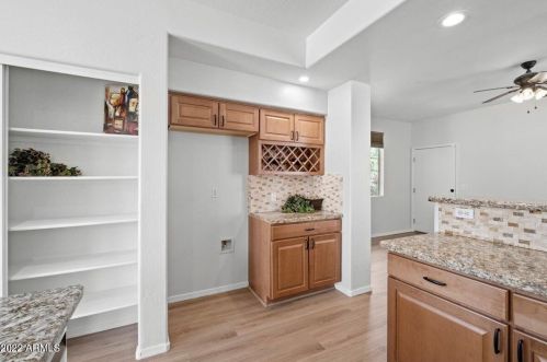 1424 Cathedral Rock Dr, Phoenix AZ 85048-8910 exterior