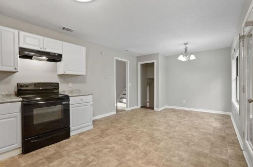 3918 Vly Brk Rd, Lithonia GA 30039-4280 exterior