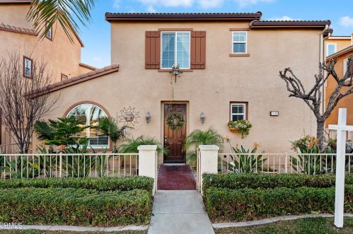 1120 Ambrosia St, Oxnard, CA 93030-4367