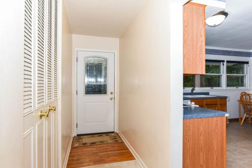 87 Baseline Rd, Plainwell MI 49080-9549 exterior