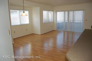 210 20th Ave, Portland OR  97209-1953 exterior