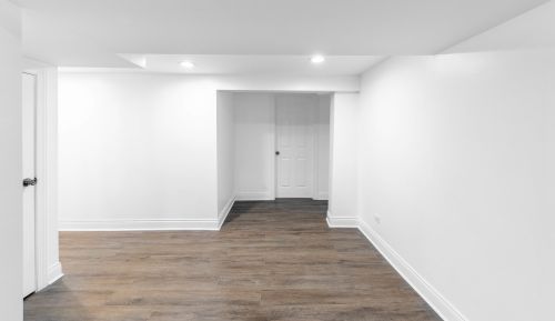 5009 Lavergne Ave, Chicago IL 60638-5831 exterior