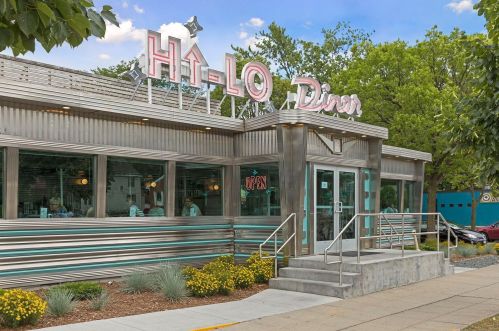 573 Eustis St, Saint Paul MN 55108-1525 exterior