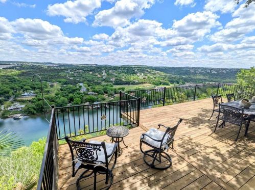 3015 Brass Buttons Trl, Austin TX  78734-2403 exterior