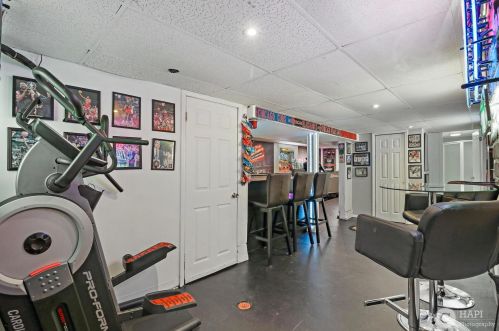 5732 64 Pl, Chicago IL 60638-5530 exterior