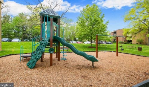 9900 Georgia Ave, Silver Spring MD  20902-5244 exterior