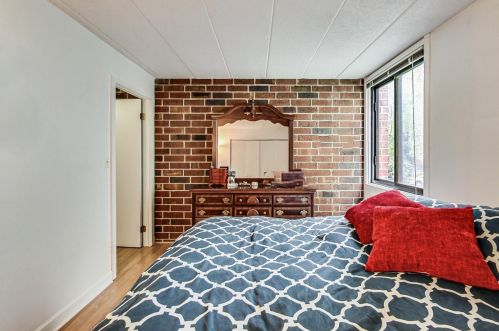 2225 Halsted St, Chicago IL  60614-4521 exterior