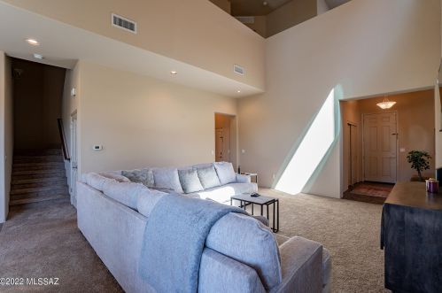 150 Castlefield Cir, Tucson AZ  85704-5783 exterior