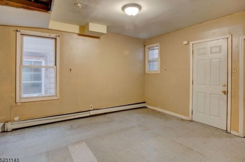 32 Butler St, Paterson NJ 07524-1926 exterior