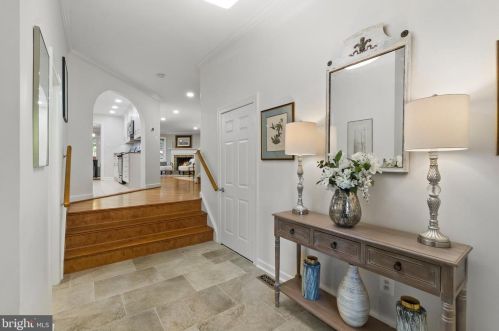 5205 Cottingham Pl, Alexandria VA  22304-3535 exterior