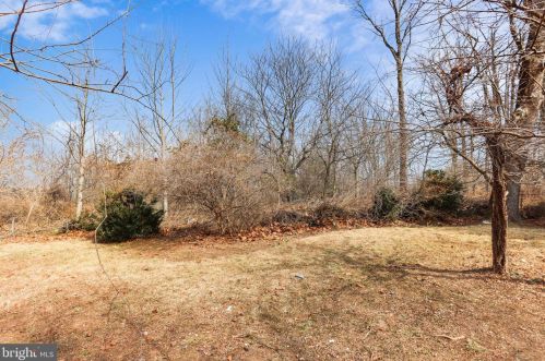 436 Northwest Dr, Silver Spring MD 20901-1435 exterior