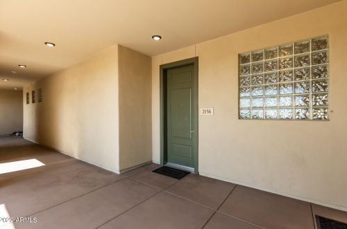 17850 68th St, Phoenix AZ  85054-9100 exterior