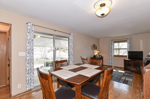 4460 15 St, Milwaukee WI 53221-2320 exterior