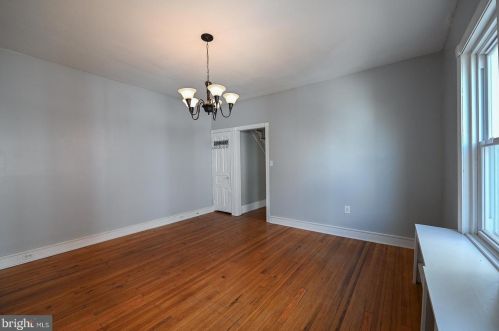 46 4 St, Pottstown PA 19464-5215 exterior