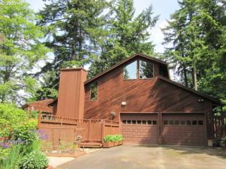 2627 Huber St, Portland, OR 97219-6338