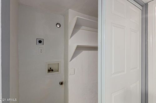 1202 Bethany Home Rd, Phoenix AZ 85015-1938 exterior