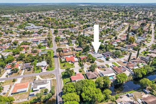 2022 44 Ter, Naples FL 34116-6441 exterior