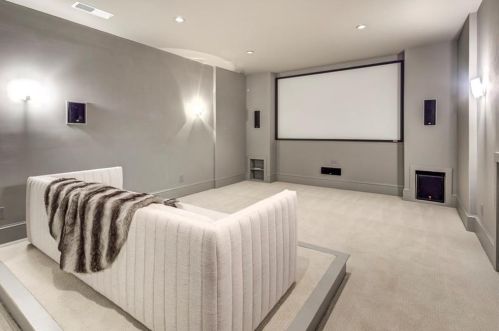 4200 Glengary Dr, Atlanta GA  30342-3508 exterior