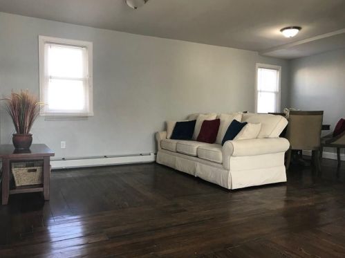 98 Sherwood St, Providence RI 02908-1615 exterior