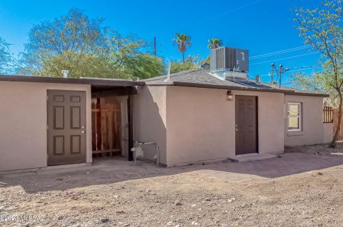 3907 Montecito St, Tucson AZ 85711-4817 exterior