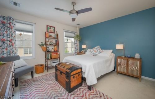 5 Cicely Ct, Sparta NJ  07871-8604 exterior