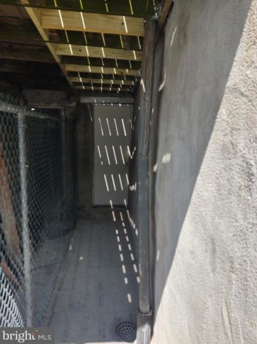 616 Godfrey Ave, Philadelphia PA 19126-3834 exterior