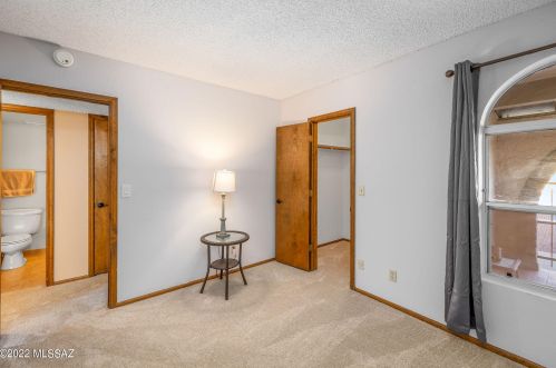 1458 Olympic Club Dr, Tucson AZ  85710-7250 exterior