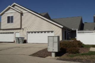 3555 Toldt Cir, Milwaukee, WI 53221-5761