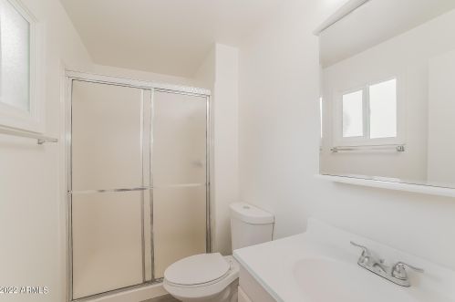 3812 Emile Zola Ave, Phoenix AZ  85032-6224 exterior