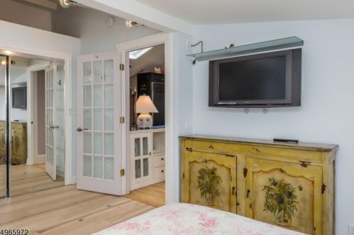 28 Rd, Bloomingdale NJ 07403-1425 exterior