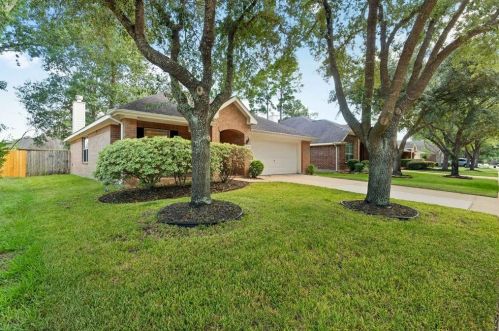 12730 Cooper Breaks Dr, Humble, TX 77346-4111