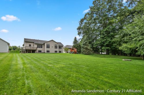 5920 Simon Ct, Wyoming MI exterior