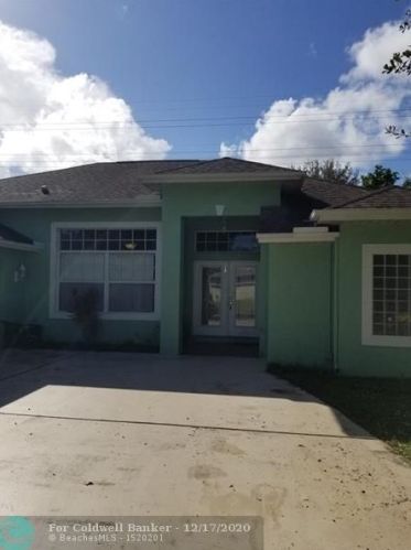 2516 Edgarce St, Fort Pierce FL exterior