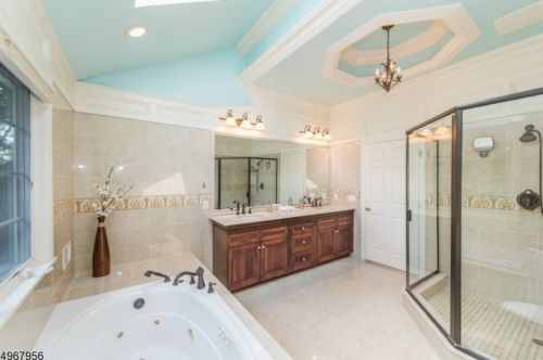 209 Lafayette Ave, Chatham Township NJ 07928-1864 exterior