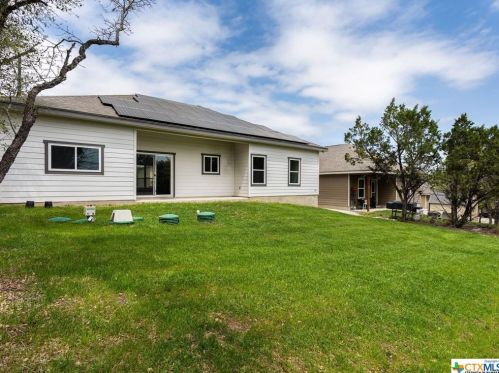 141 Lakeview, Spring Branch TX 78070-5398 exterior